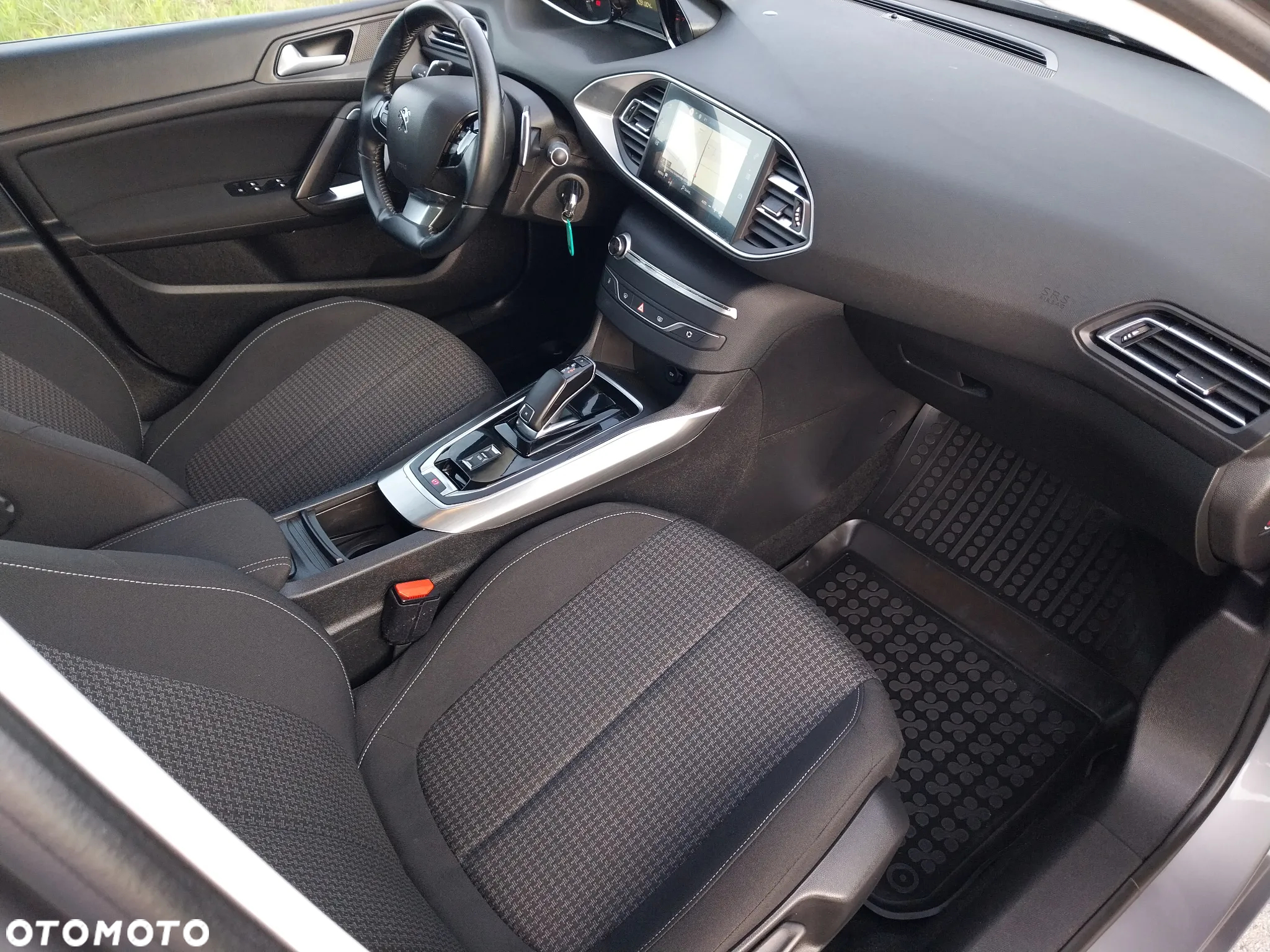 Peugeot 308 1.2 PureTech GPF Active Pack Business S&S EAT8 - 35