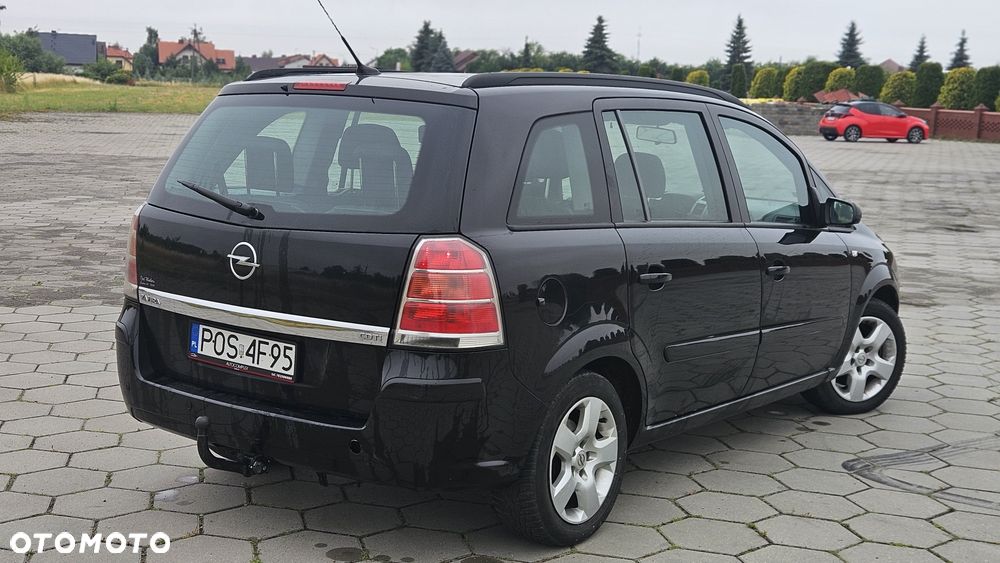 Opel Zafira - 4