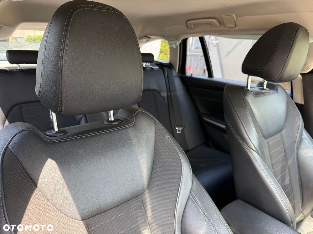 BMW Seria 3 318d MHEV Sport Line - 26