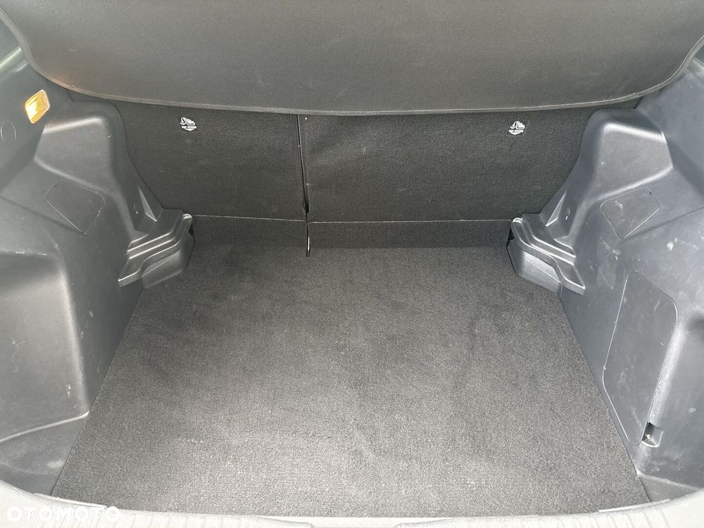 Toyota Yaris Cross - 24