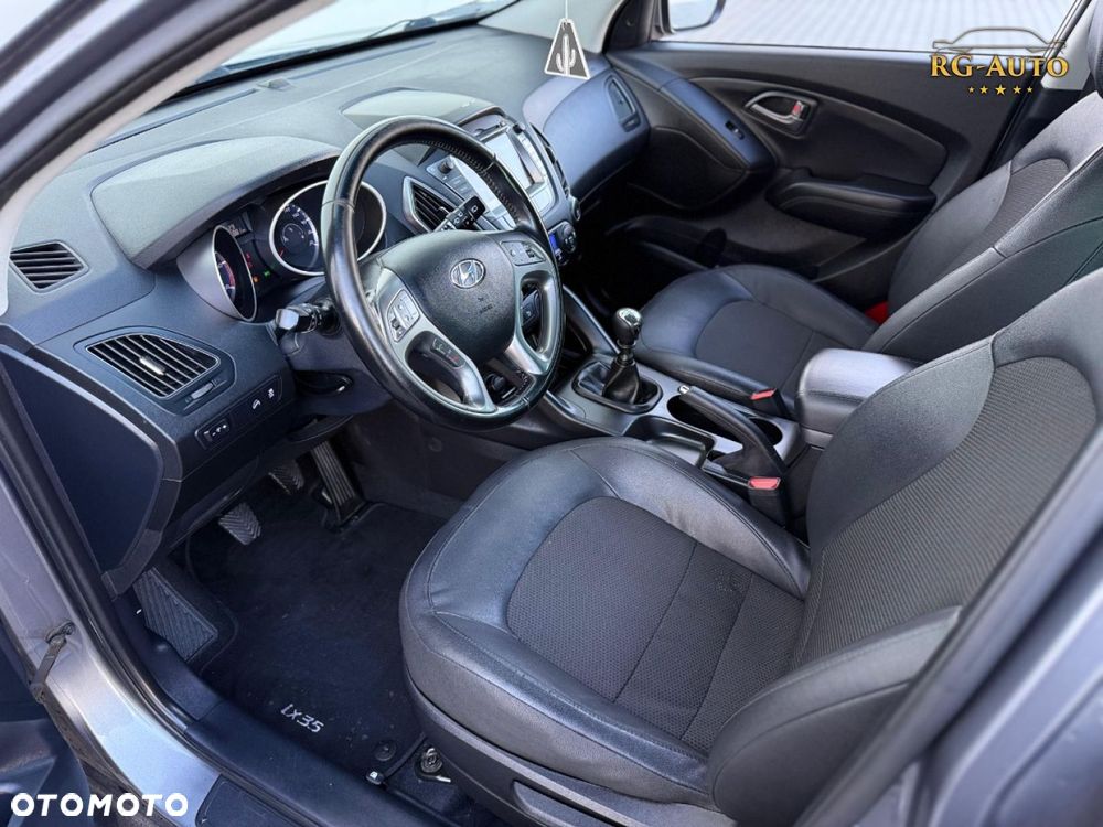 Hyundai ix35 - 40