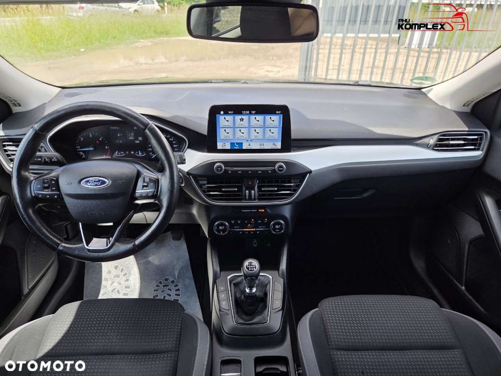 Ford Focus - 13