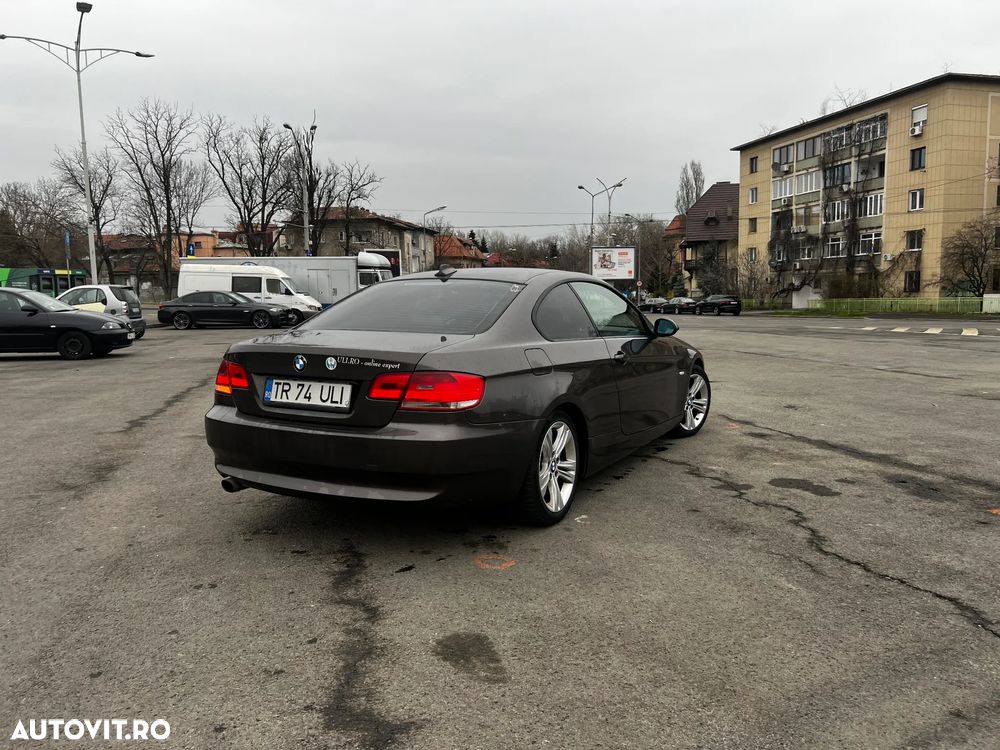 BMW Seria 3 320d - 9