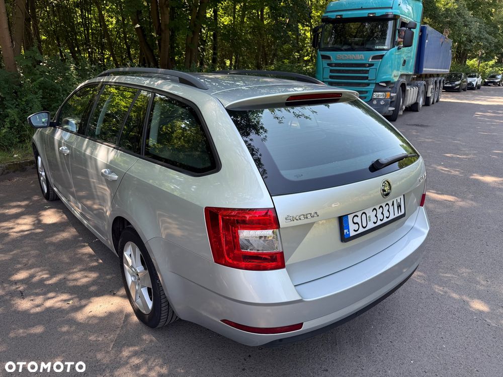 Skoda Octavia 1.6 TDI Ambition - 9