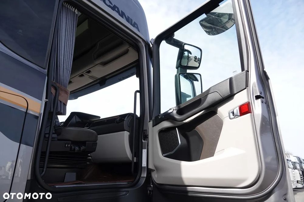 Scania S 500 / RETARDER / KLIMA POSTOJOWA / ALUFELGI / SKÓRY / OPONY 100% / ZBIORNIKI 1 400 L - 35