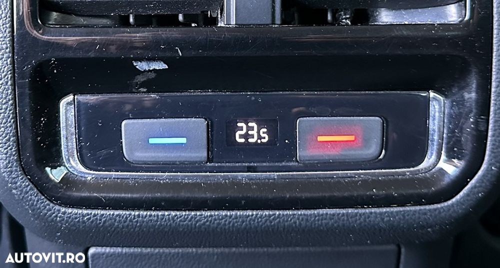 Volkswagen Passat - 24