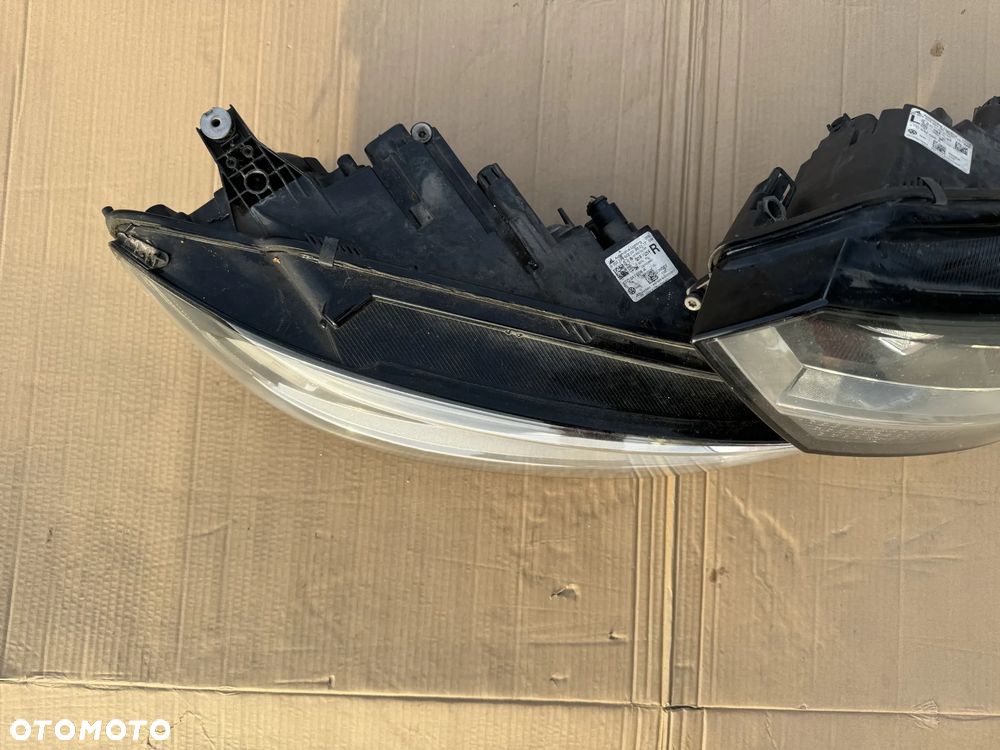 VW Touran 5ta reflektor UK ANGLIK prawy lewy lampa przód - 3