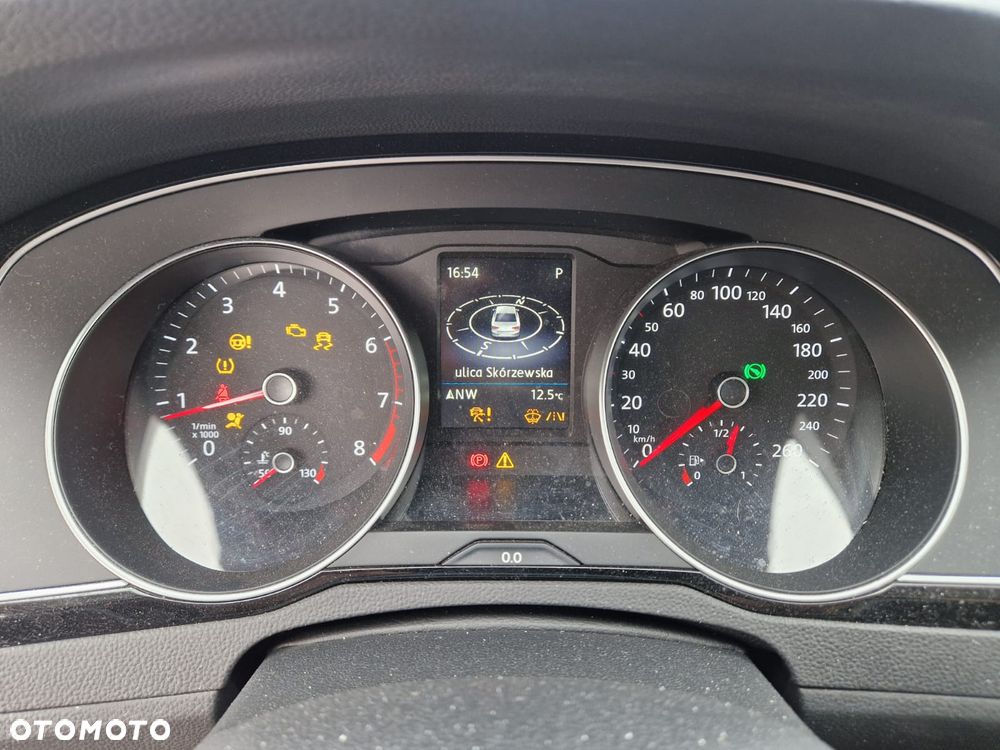 Volkswagen Passat 1.5 TSI EVO Elegance DSG - 16