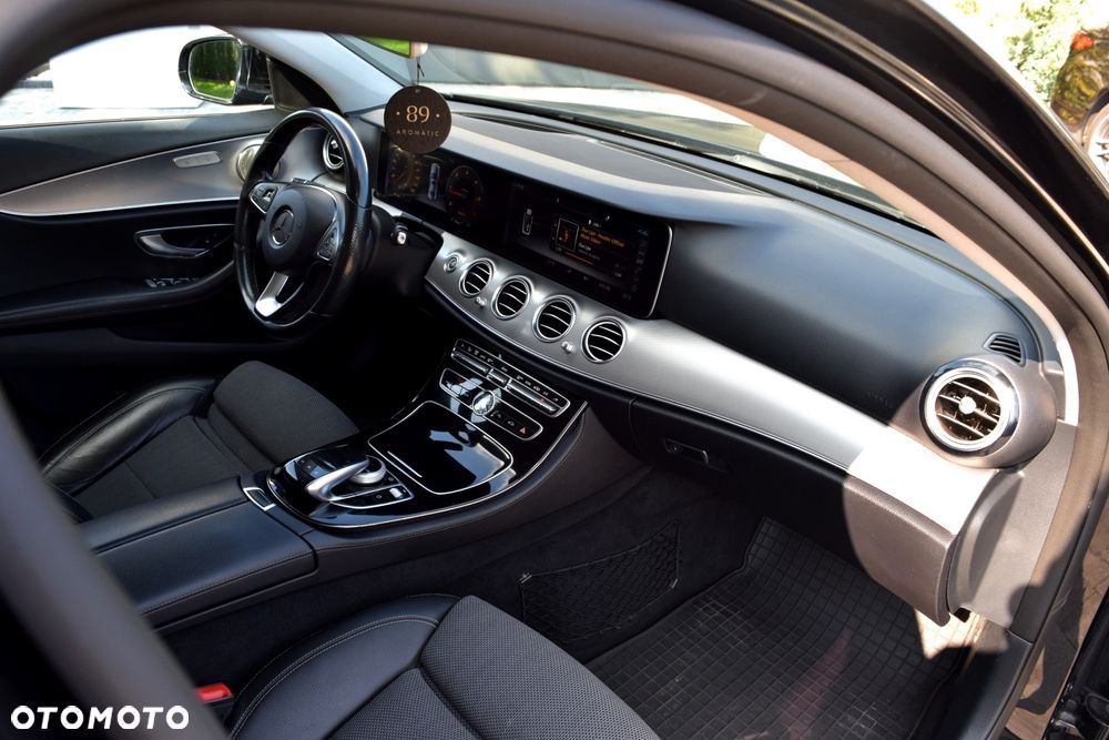 Mercedes-Benz Klasa E 220 d Business Edition 9G-TRONIC - 23