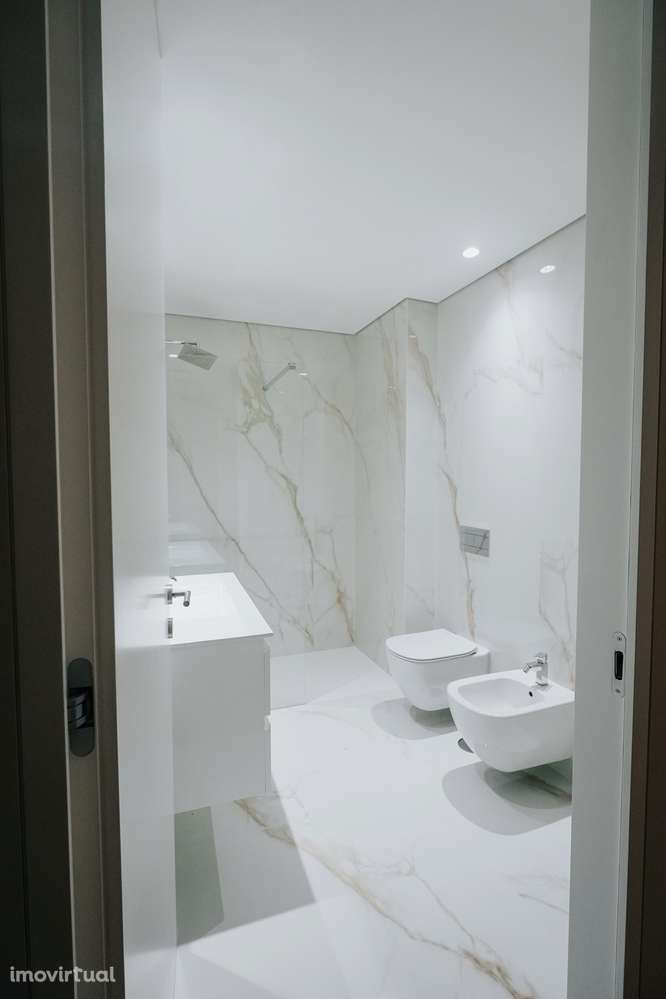 Apartamento T3 Venda em Póvoa de Varzim, Beiriz e Argivai,Póvoa de Var - Grande imagem: 3/24