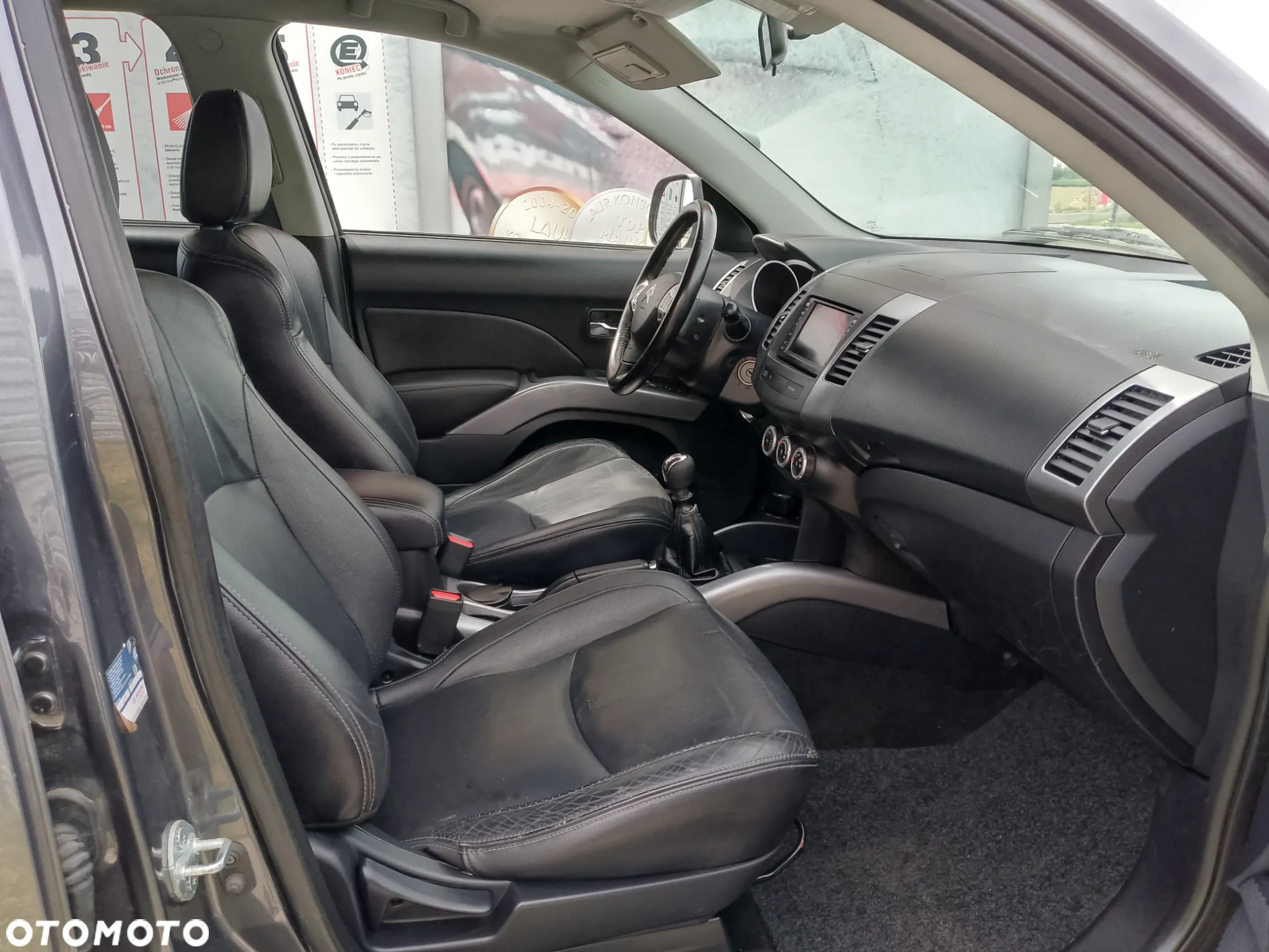 Citroën C-Crosser 2.2 HDi Exclusive - 23