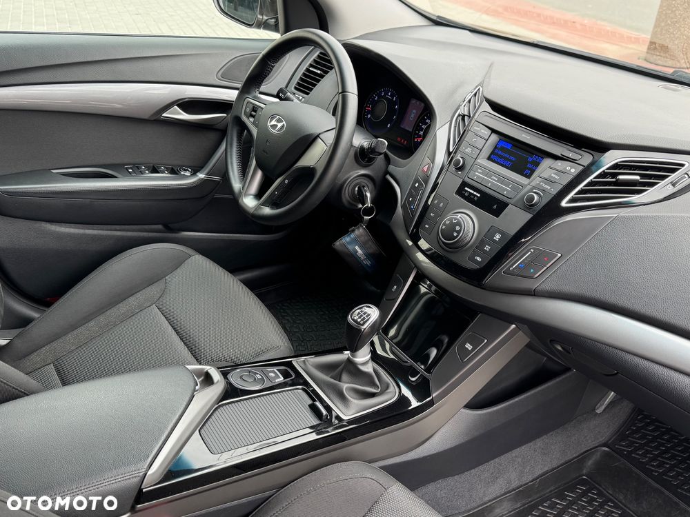 Hyundai i40 Kombi 1.6 Trend - 34