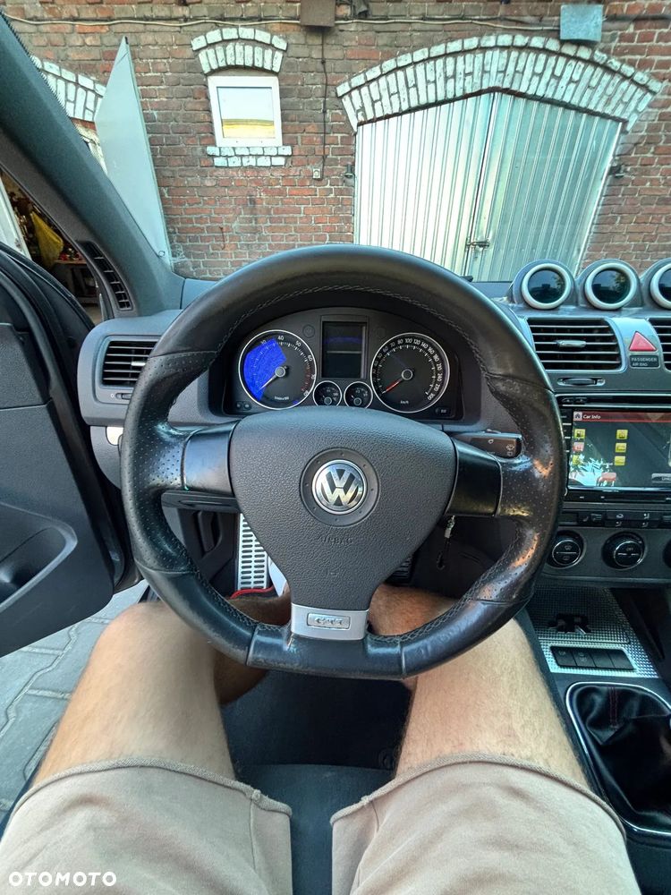 Volkswagen Golf 2.0 GTI - 17