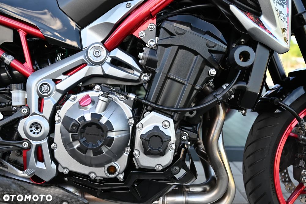 Kawasaki Z 900 - 11