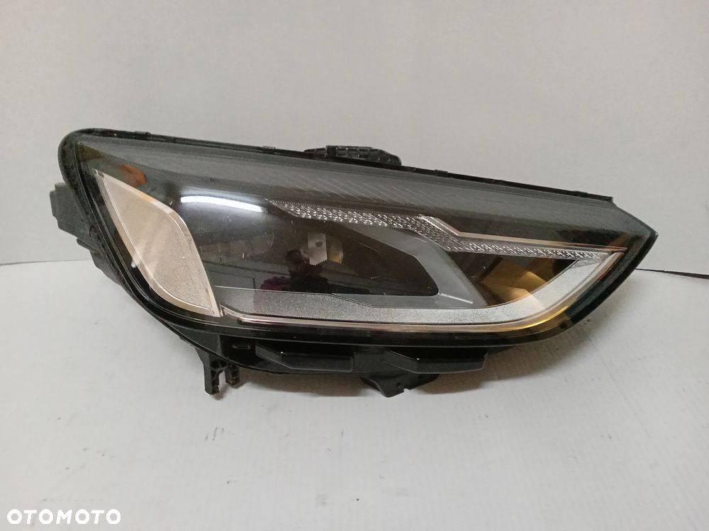 AUDI A4 B9 LIFT 18- LAMPA LAMPY PRZEDNIE PRZÓD - 9