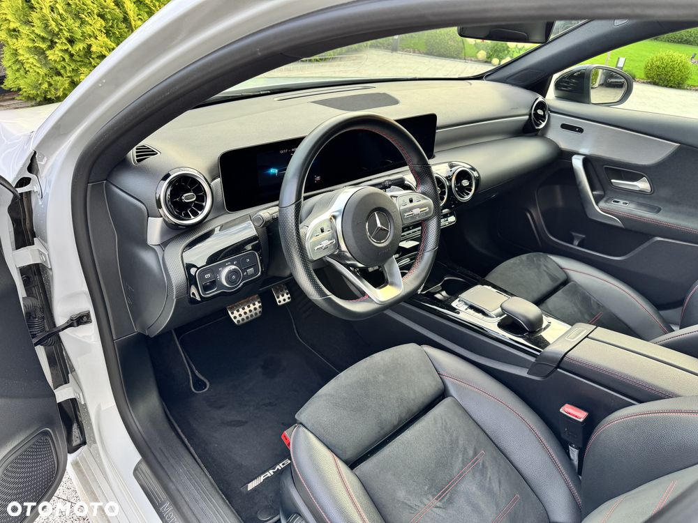 Mercedes-Benz Klasa A 200 AMG Line 7G-DCT - 8