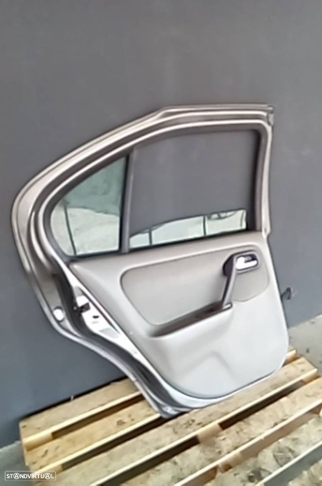Porta Trás Esquerda Completa Nissan Primera (P11) - 4