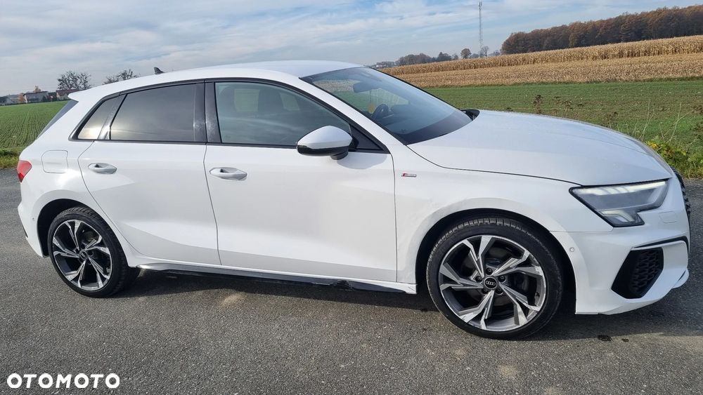 Audi A3 Sportback 2.0 TDI (clean diesel) S tronic S line Sportpaket - 2
