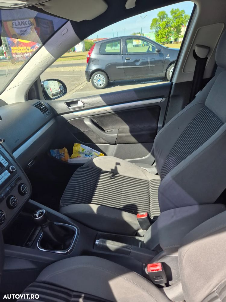 Volkswagen Golf 1.9 TDI Individual - 6
