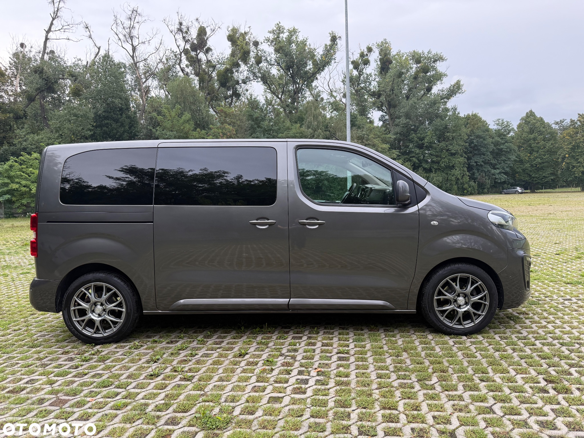 Peugeot Traveller 2.0 BlueHDi Standard Business - 5