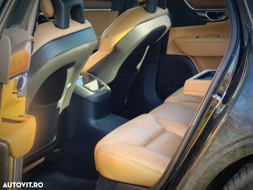 Volvo S90 T8 Twin Engine AWD Geartronic Inscription - 11