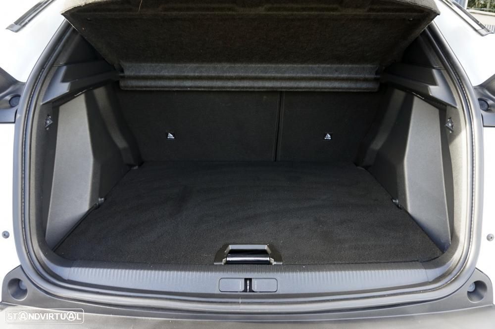 Peugeot 2008 1.2 PureTech GT Line - 3