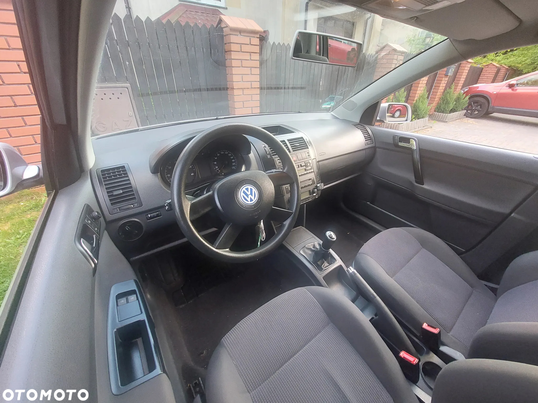 Volkswagen Polo 1.4 16V Comfortline - 8