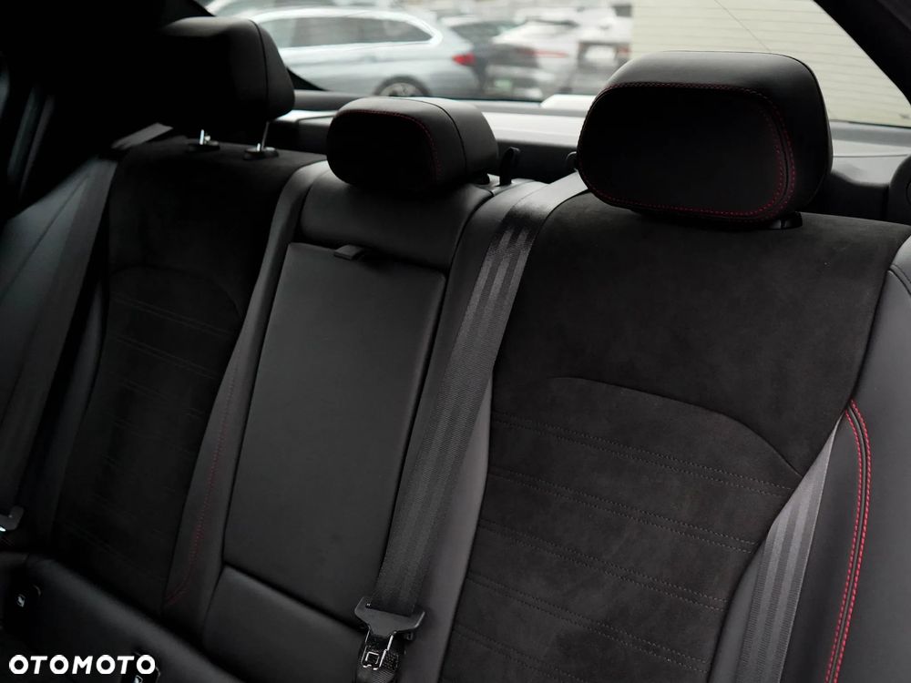 Alfa Romeo Giulia 2.0 Turbo Veloce Q4 - 28