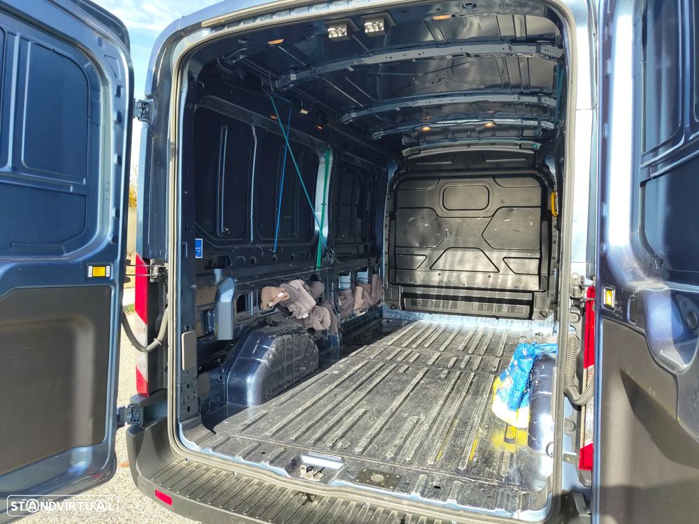 Ford Transit Trail 2.0 TDCi L3H2 - 11