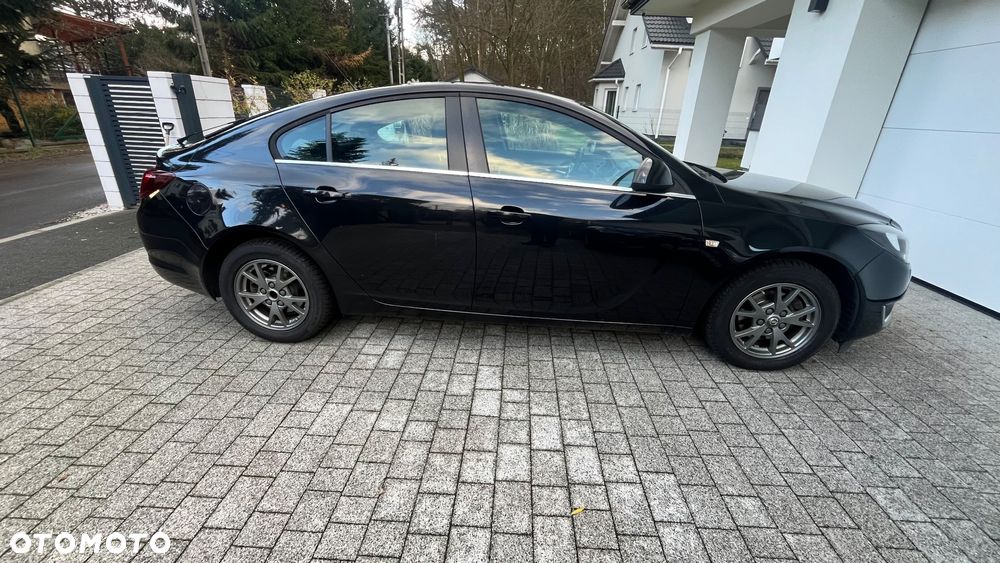 Opel Insignia 2.0 CDTI - 16