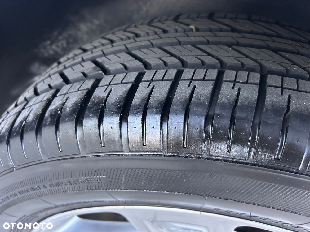 Dodge Challenger Automatik SXT Plus - 17