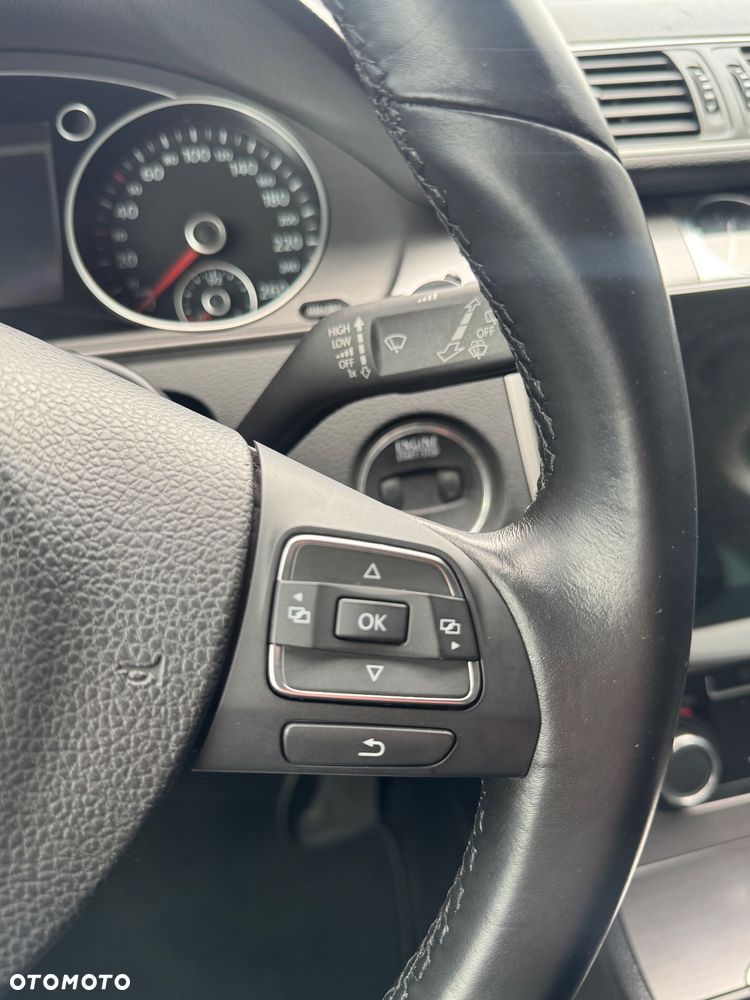 Volkswagen Passat 1.4 TSI Comfortline R-Style - 14