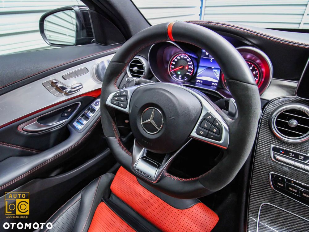 Mercedes-Benz Klasa C AMG 63 S AMG Speedshift 7G-MCT - 27