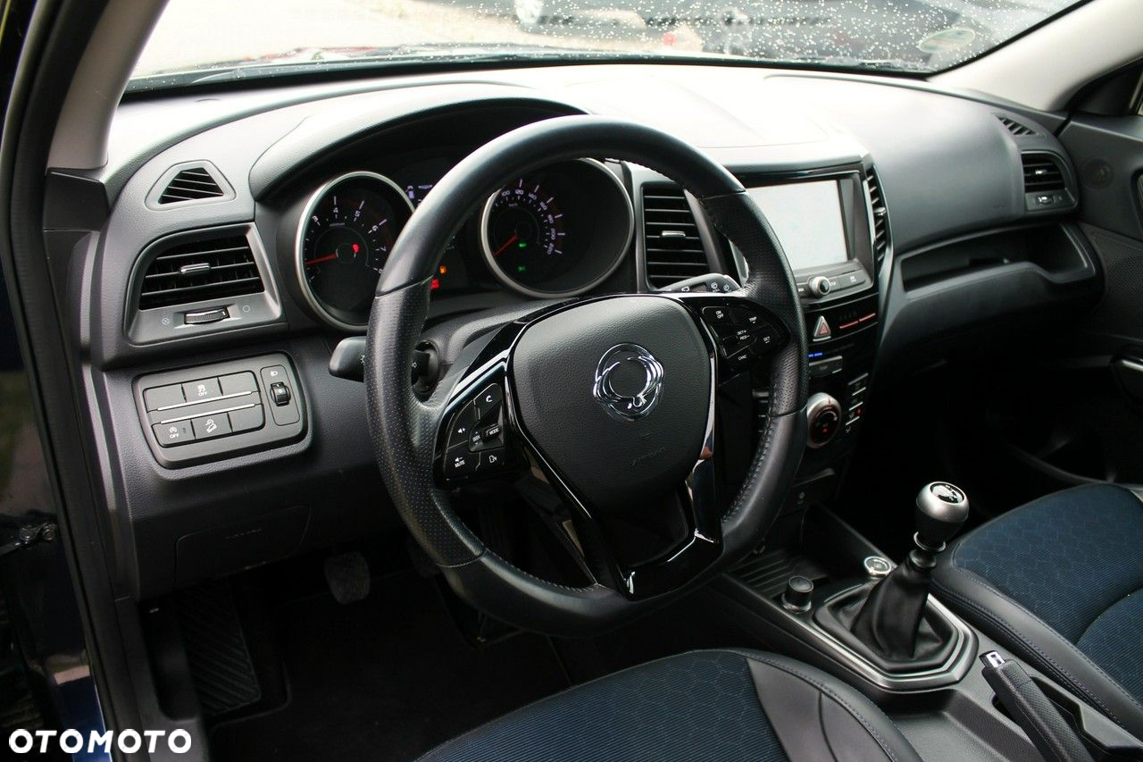SsangYong/KGM XLV - 13