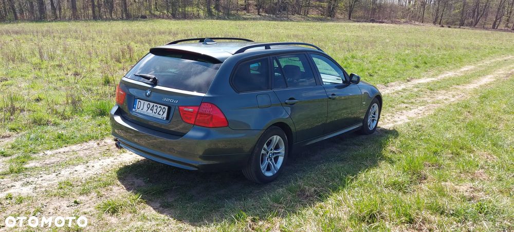 BMW Seria 3 320d xDrive DPF Edition Fleet Lifestyle - 6