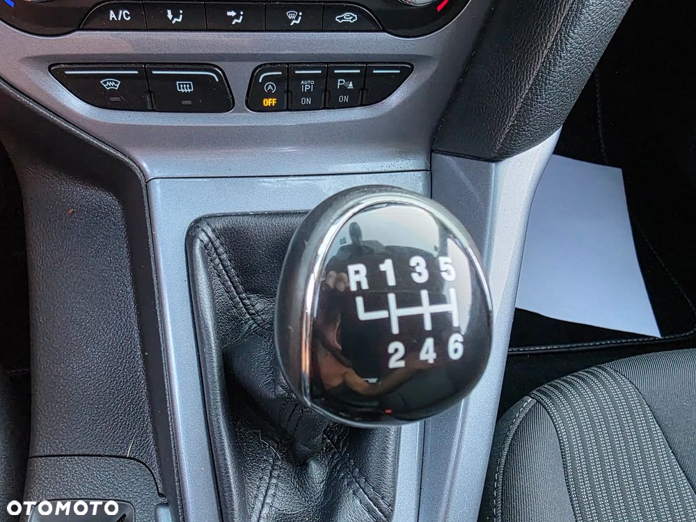 Ford Focus 1.0 EcoBoost Titanium ASS - 22