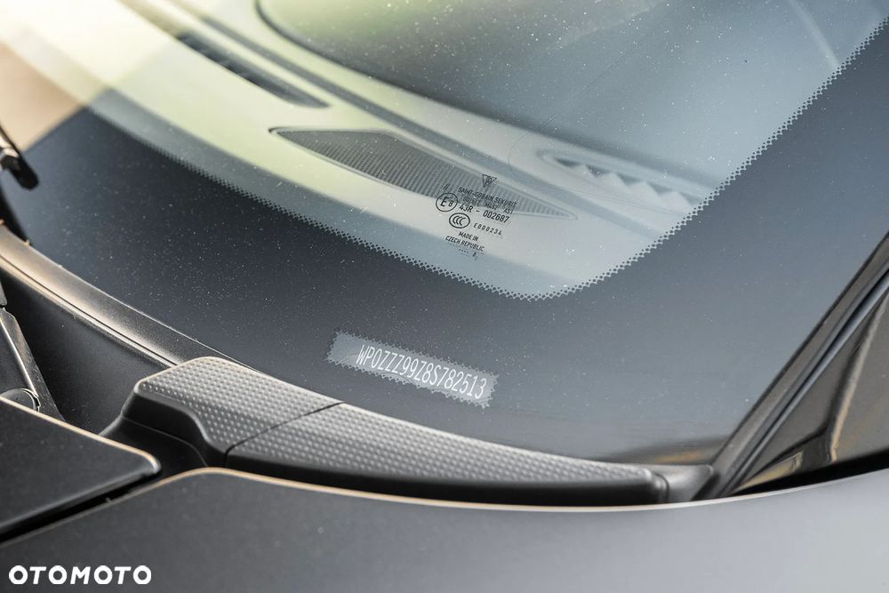 Porsche 911 Turbo - 17
