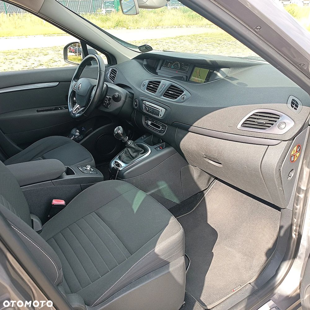 Renault Scenic dCi 110 LIMITED - 17