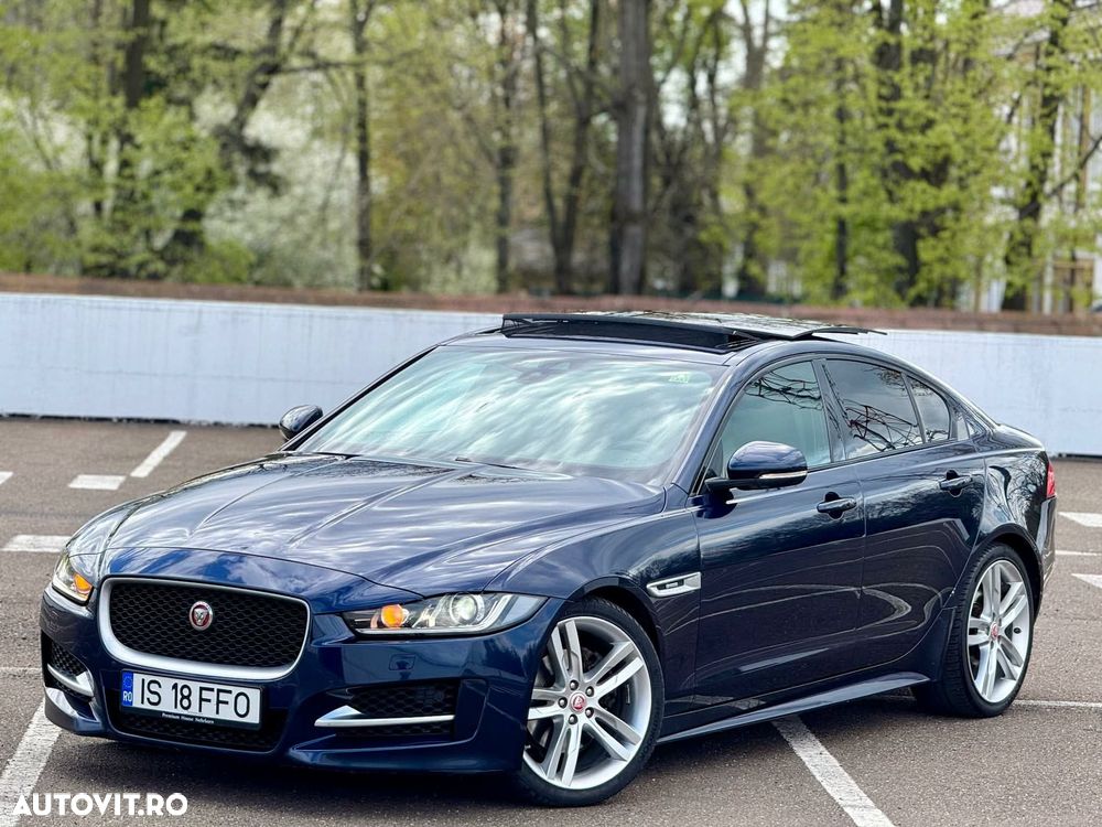 Jaguar XE 2.0 R-Sport - 1