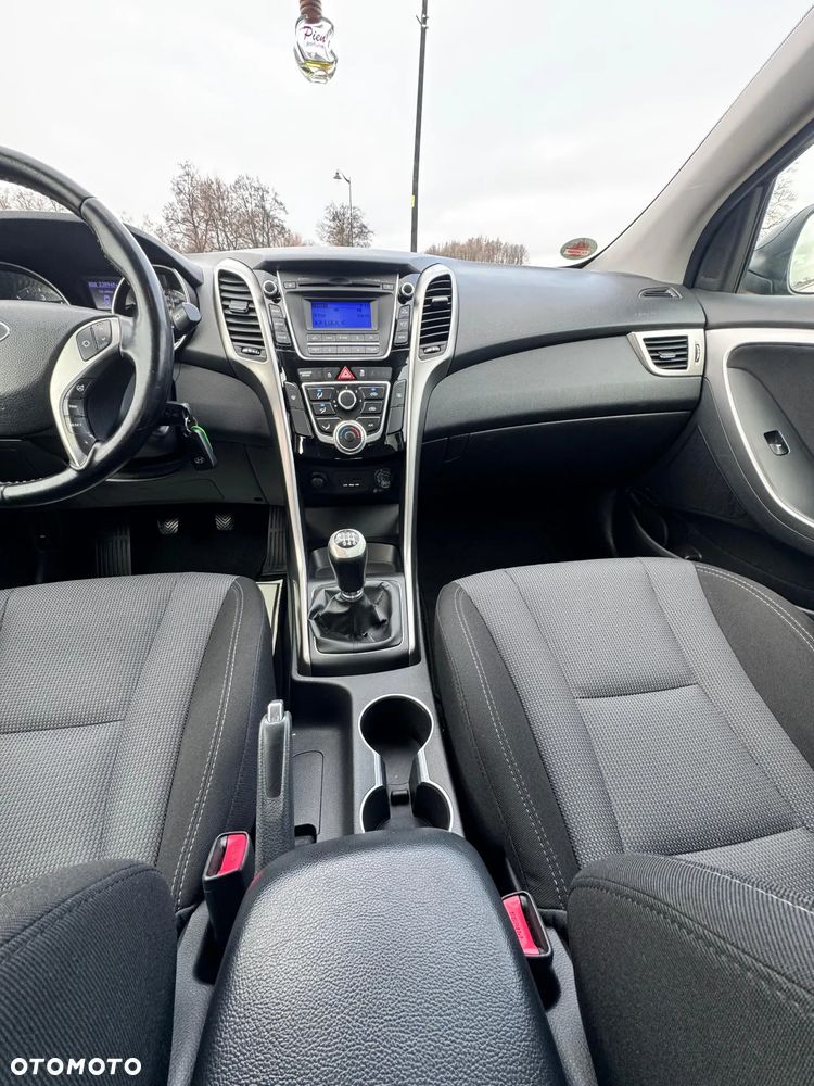 Hyundai i30 i30cw 1.4 CRDi Advantage - 19