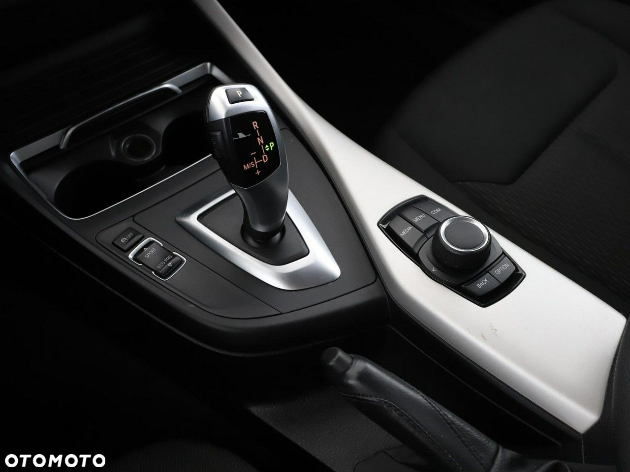 BMW Seria 1 118d Advantage - 29