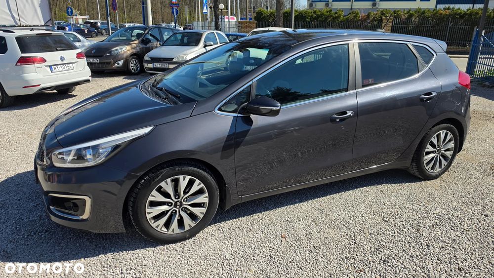 Kia Ceed 1.6 GDI L Business Line - 30