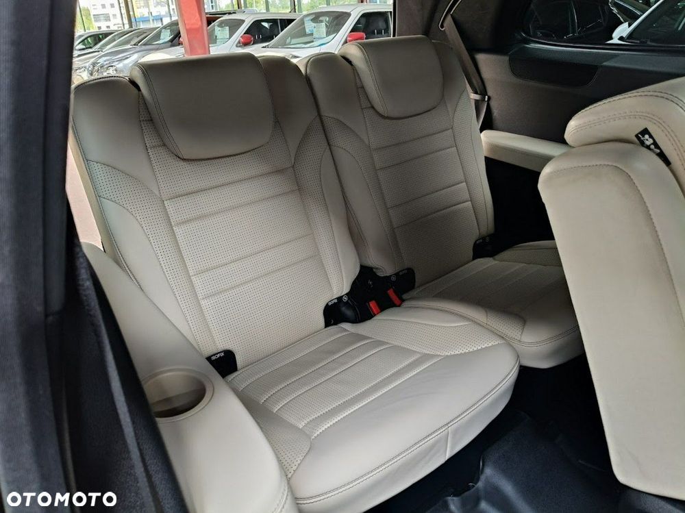 Mercedes-Benz GLS - 25