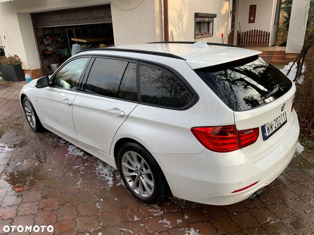 BMW Seria 3 328i Modern Line - 5