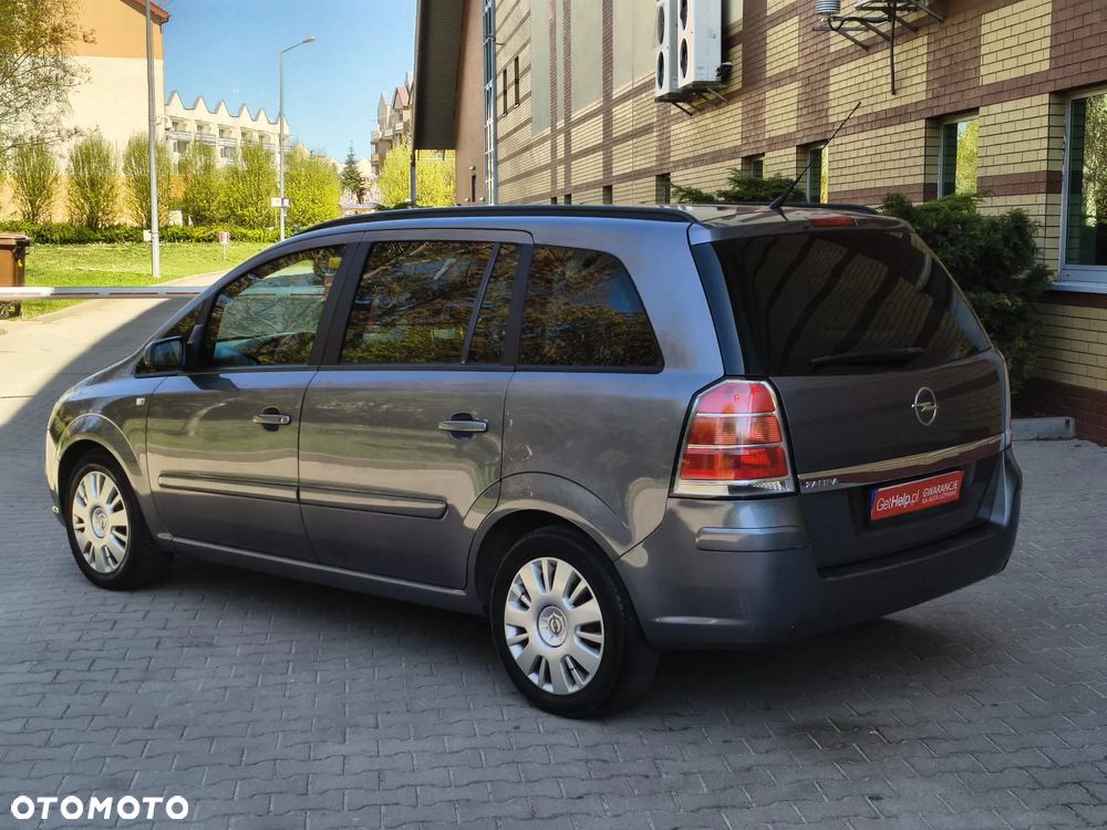 Opel Zafira - 4