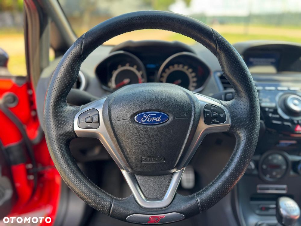 Ford Fiesta ST2 - 26