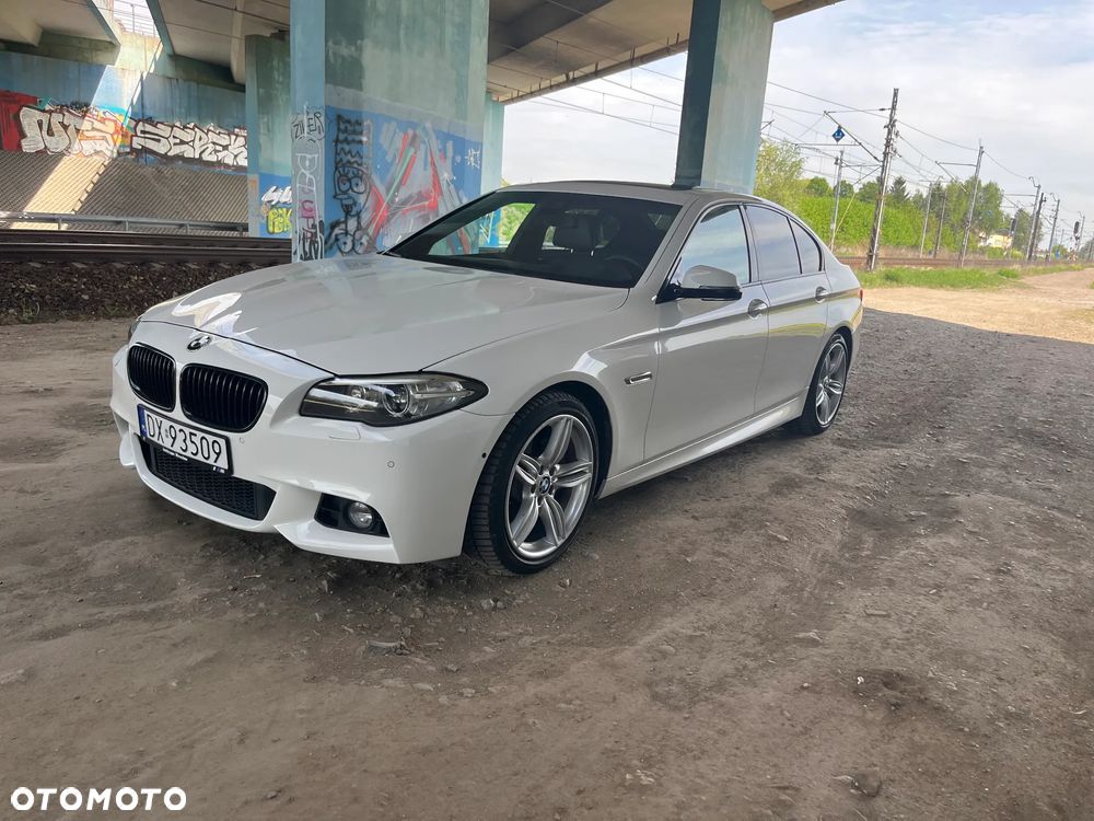 BMW Seria 5 550i xDrive Luxury Line - 4