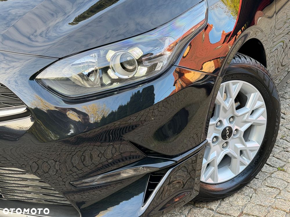 Kia Ceed - 13