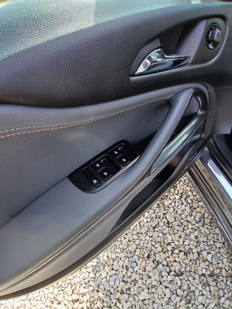 Opel Zafira 2.0 CDTI Enjoy - 9