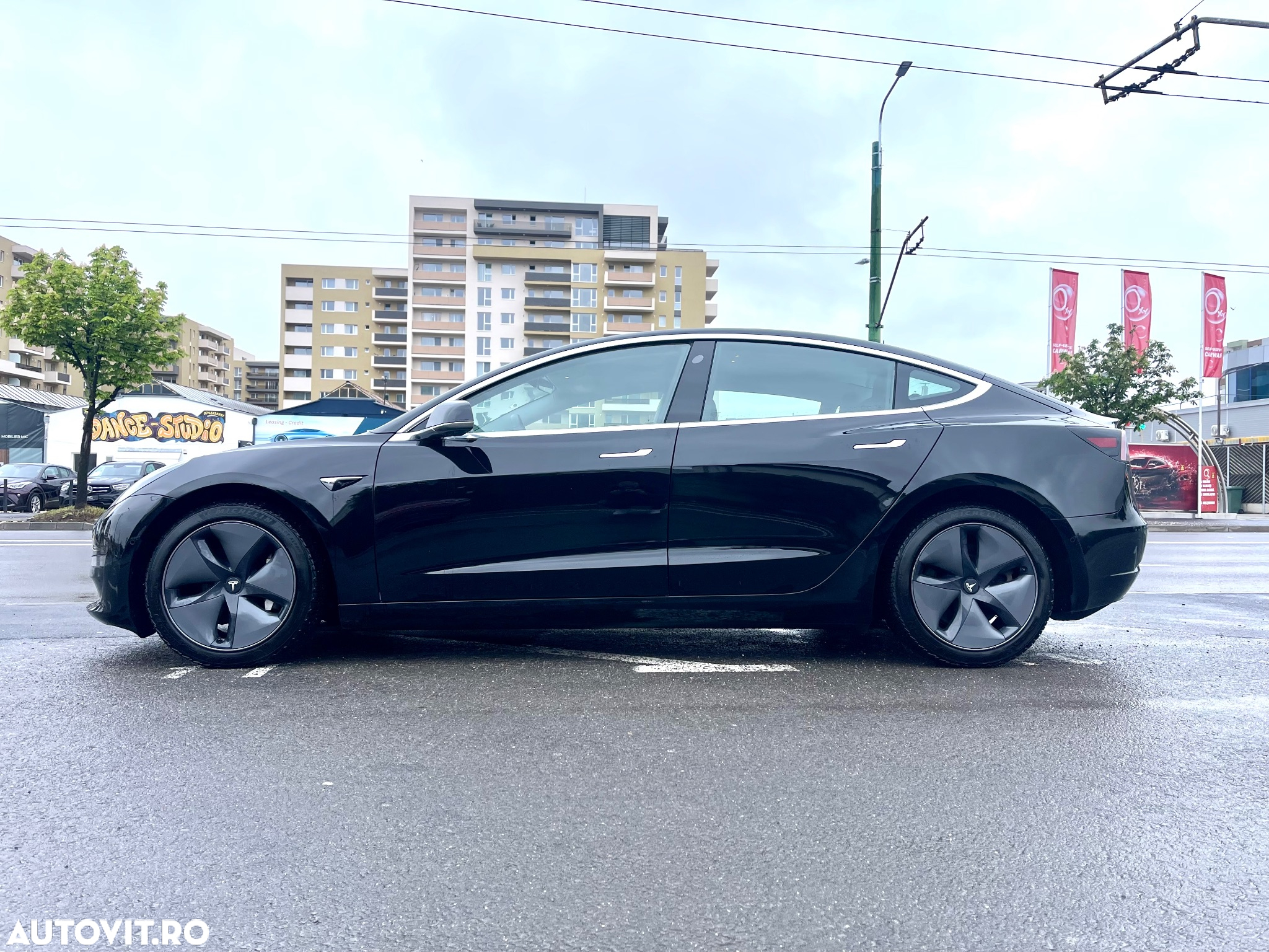 Tesla Model 3 AWD Long Range - 3